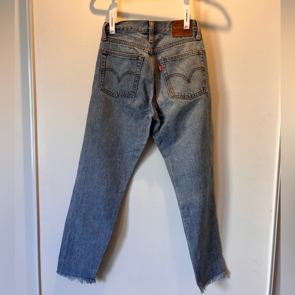 Levi’s Women’s Wedgie Jeans Size 24 See Description - Picture 4 of 6